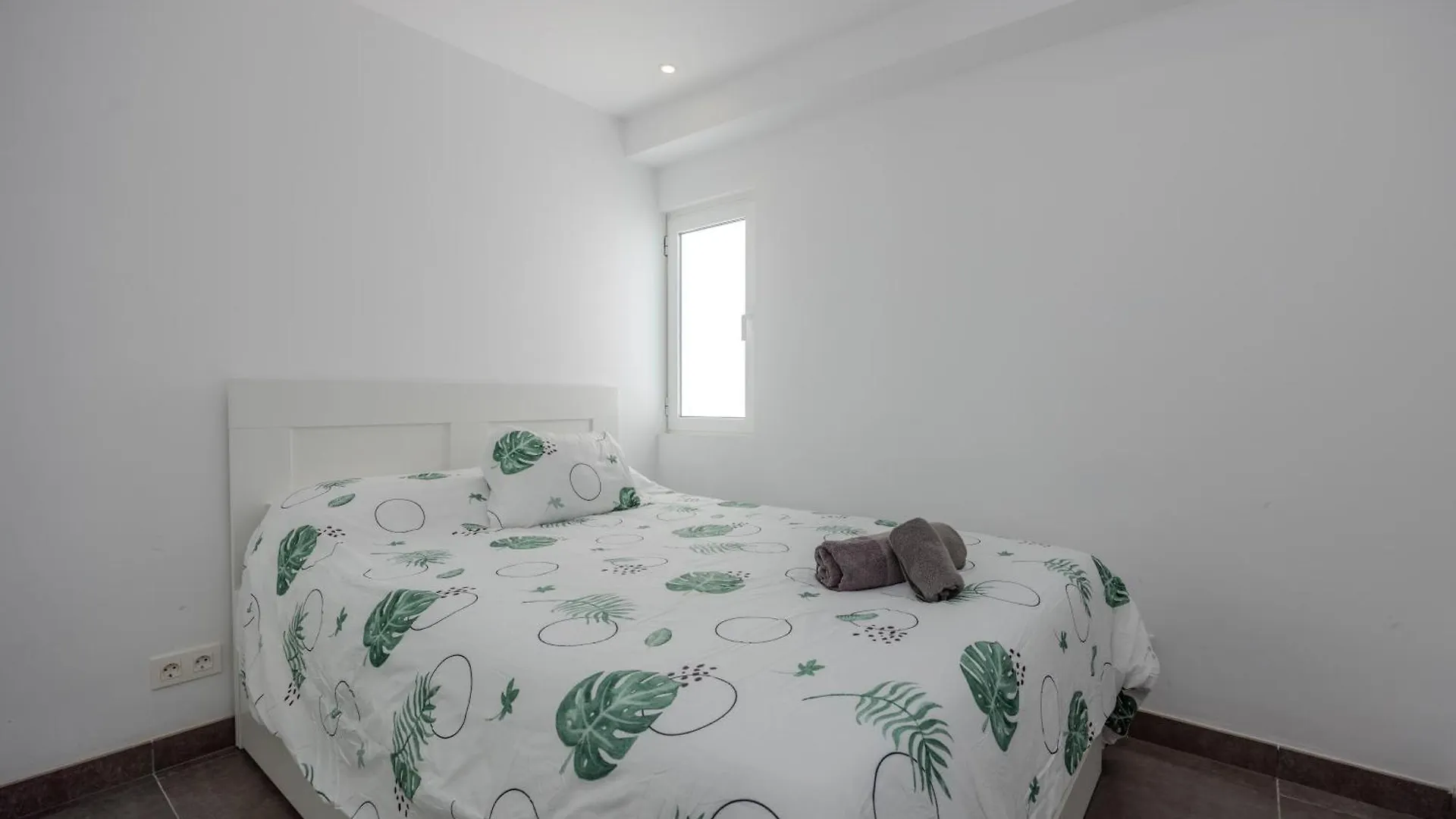 Sea Breeze Two Bedroom Apartment Costa Teguise 0*,