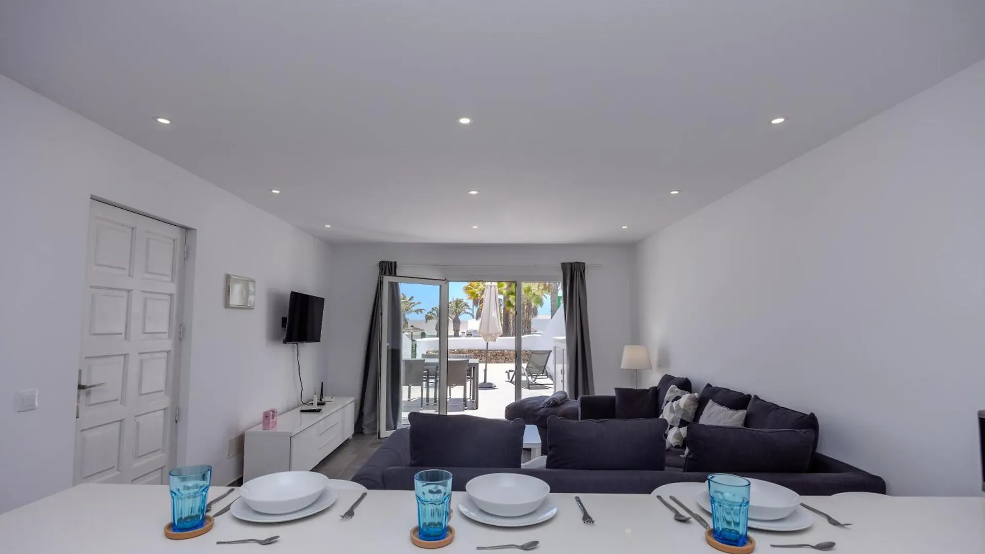Sea Breeze Two Bedroom Apartment 科斯塔特吉塞 西班牙