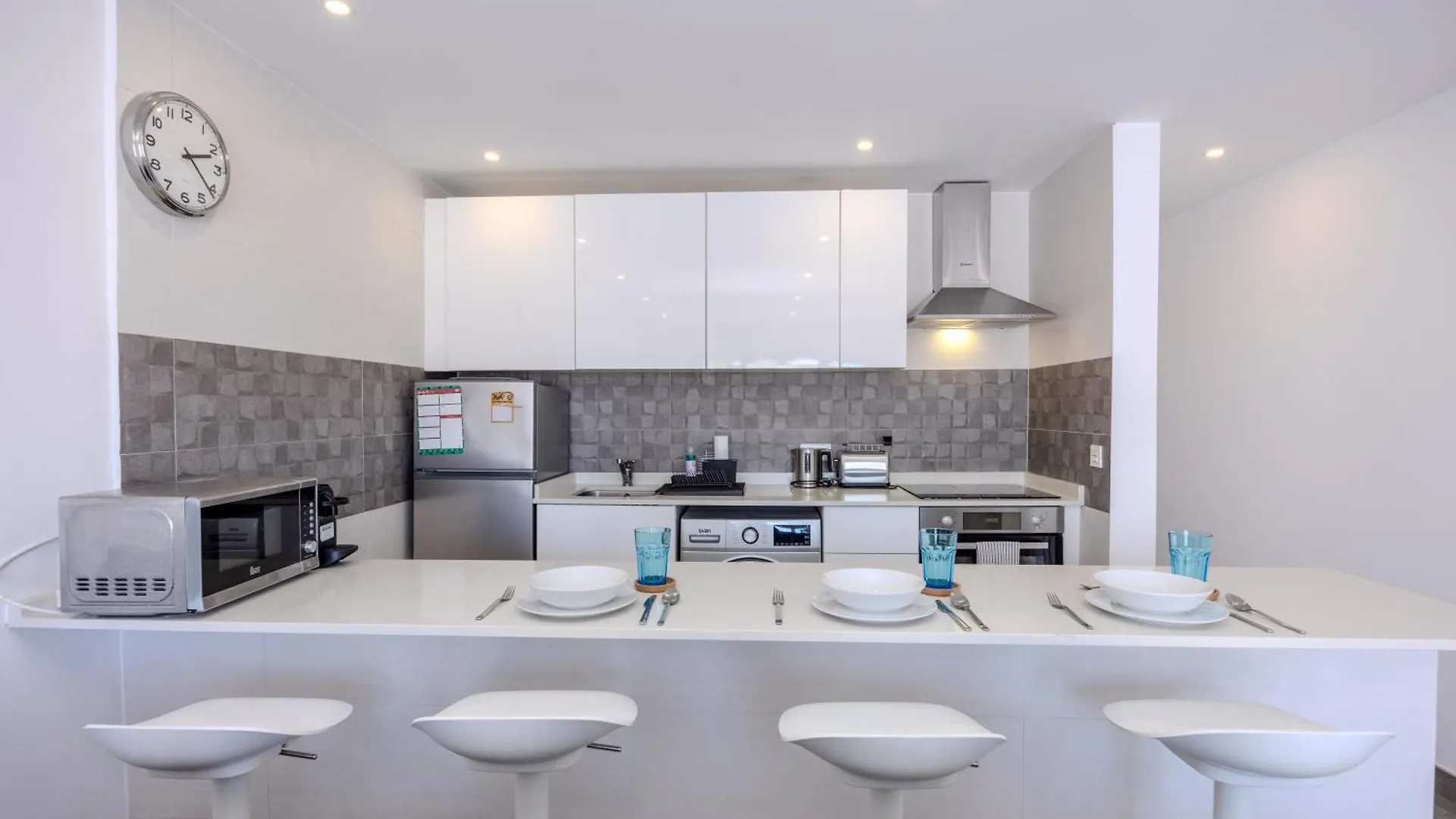 Sea Breeze Two Bedroom Apartment Costa Teguise Spain